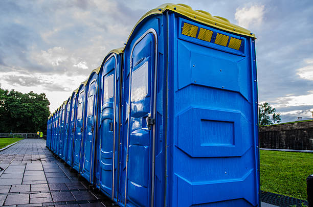 Best Portable restroom trailer rental  in Fort Scott, KS